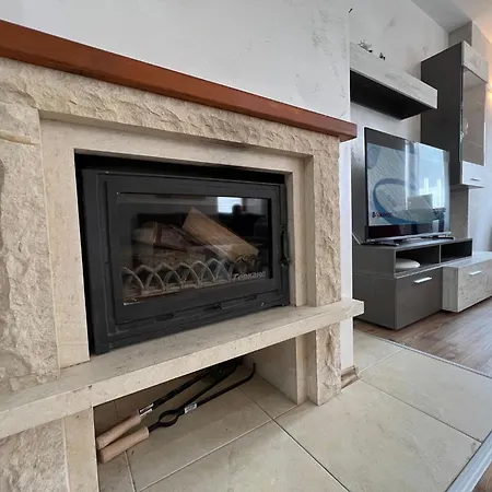 Spacious One-bedroom With Large Panoramic Terrace