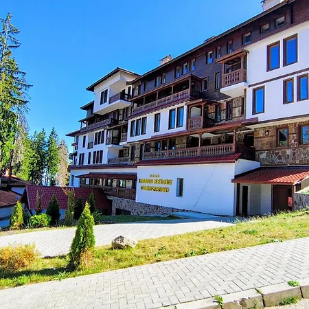Apartment Spacious One-bedroom With Large Panoramic Terrace *